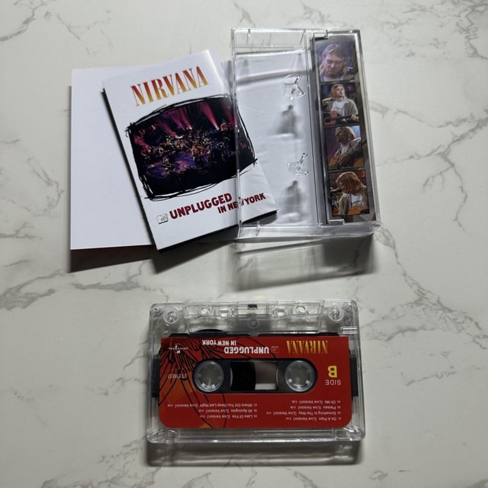 Yepyeni Kutusunda Kaset Nirvan - Live Rock incelemesi ve fiyatı